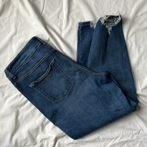 4/$25 SALE SIZE 18W Regular Maurices High Rise Distressed Jeans Inseam 26”